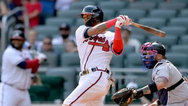 mlb: ¡inmenso! orlando arcia le extendio la vida a los bravos con este jonron