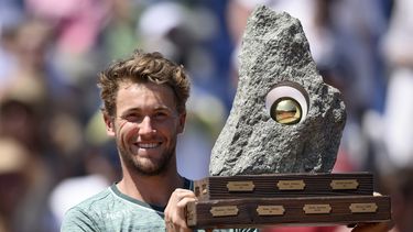 Ruud remonta ante Berrettini y se corona en Suiza