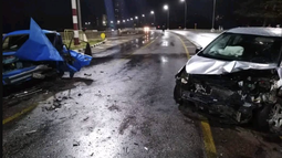aparatoso accidente en el malecon de la habana entre un kia de turismo y un lada deja dos muertos y varios heridos