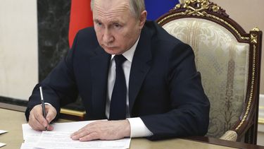 EEUU y Ucrania buscan perforar burbuja informativa de Putin