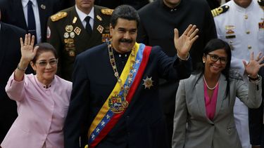 Maduro se subordina ante la Constituyente en Venezuela