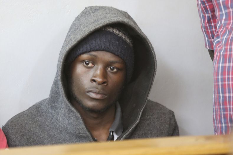 ARCHIVO - El sospechoso de homicidio Jacktone Odhiambo en el tribunal superior de Eldoret, Kenia, el martes 31 de enero de 2023. (AP Foto/Peter Odiambo, Archivo)