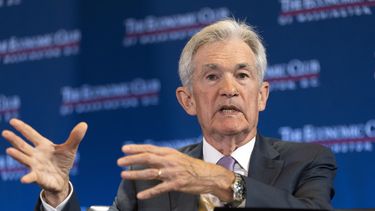 ARCHIVO - El presidente de la Reserva Federal, Jerome Powell, participa en una plática con The Economic Club en Washington, el 15 de julio de 2024. (AP Foto/Manuel Balce Ceneta, Archivo)