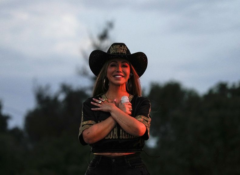 ARCHIVO - Chiquis durante su concierto en el festival Arre en la Ciudad de México el 9 de septiembre de 2023. Chiquis lanzó su canción Diamante el 28 de marzo de 2024. (Foto AP/Fernando Llano, archivo)