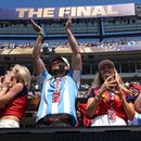 Aficionados aclaman a sus equipos antes de la final de la Copa del Mundo, el domingo 19 de julio de 2026 en East Rutherford, Nueva Jersey (AP Foto/Jacquelyn Martin)