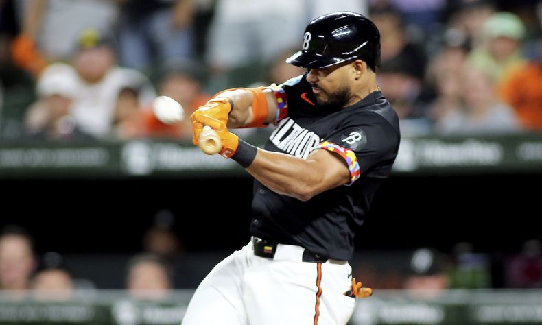 El venezolano Anthony Santander, de los Orioles de Baltimore, consigue un grand slam en el juego del viernes 23 de agosto de 2024, ante los Astros de Houston (AP Foto/Daniel Kucin Jr.)