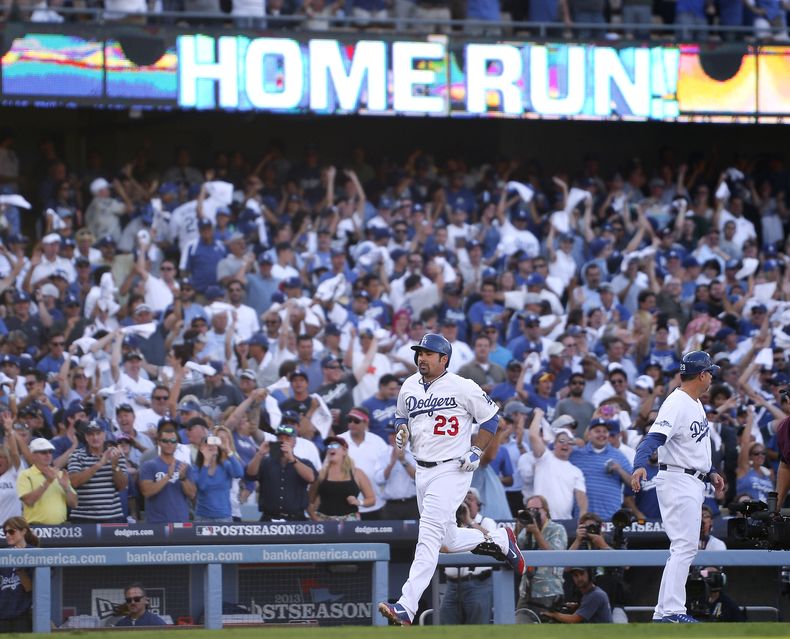 Greinke Y González Mantienen Con Vida A Dodgers