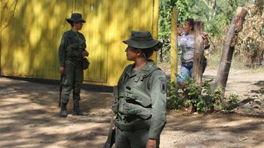 maduro anuncia ampliacion del cierre fronterizo con colombia