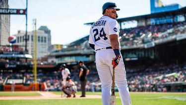 Miami se rinde a los pies de Cabrera