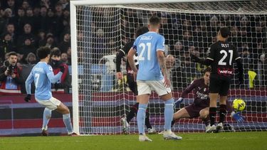 El Milan sigue de capa caída, pierde 4-0 ante Lazio