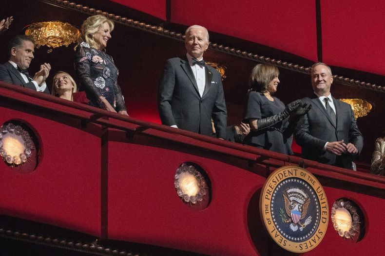 ESP-CEL CENTRO KENNEDY-PREMIOS