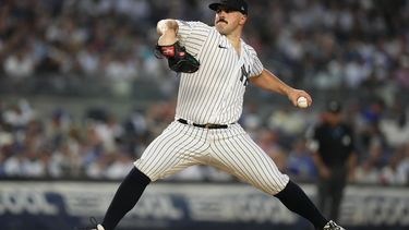 Carlos Rodón, de los Yanquis de Nueva York, hace un lanzamiento a un bateador de los Mets de la misma ciudad, el miércoles 26 de julio de 2023 (AP foto/Frank Franklin II)