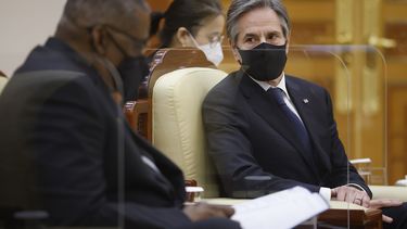 Blinken y Austin visitan países aliados en Medio Oriente
