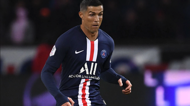 agente de cristiano ronaldo ya negocia su salida de la juventus