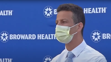 hospitales del condado broward comienzan a vacunar contra el coronavirus