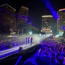 VIDEO: Miles de personas asistieron al histórico concierto de Fin de Año en el Bayfront Park en Miami