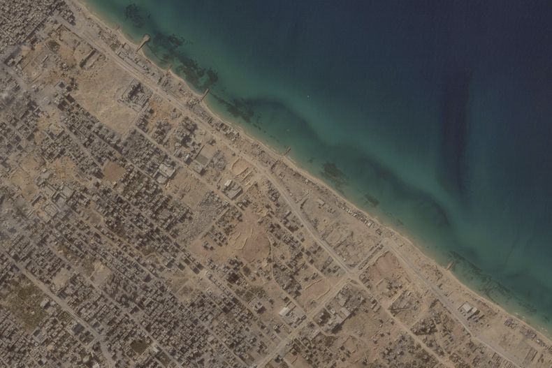 Esta imagen satelital de Planet Labs PBC muestra la Ciudad de Gaza, el lunes 6 de noviembre de 2023, en la Franja de Gaza. (Planet Labs PBC vía AP)