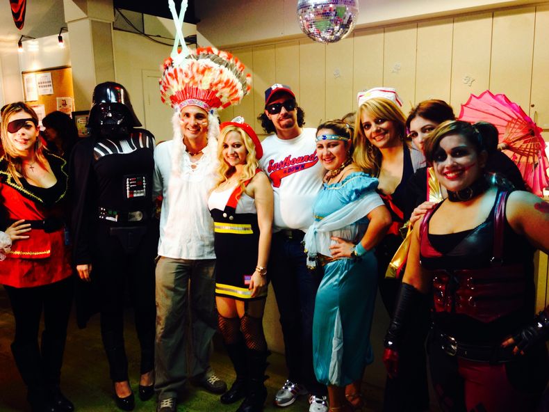 Empleados de AmericaTeve festejaron Halloween