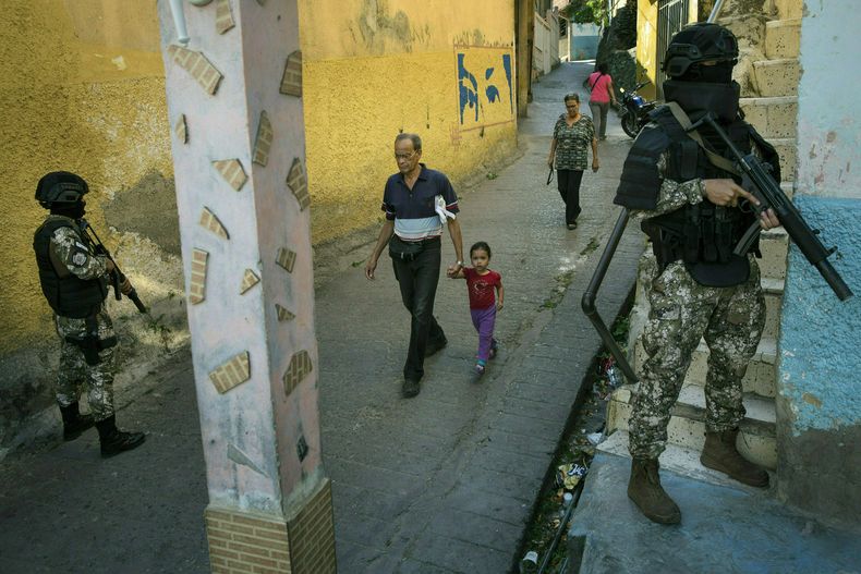 REP-GEN_VENEZUELA-CAIDA_DEL_CRIMEN-0.jpg