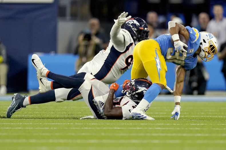 DEP-NFL BRONCOS-CHARGERS