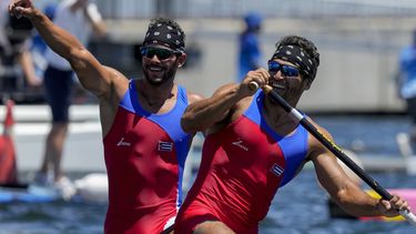 cuba sorprende y se lleva el oro en canoa doble 1.000 metros