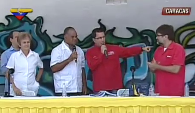 'Levantar las banderas contra la revolución cubana, levantar la voz y decir: fuera los cubanos de Venezuela, es un insulto', dijo el dirigente chavista.