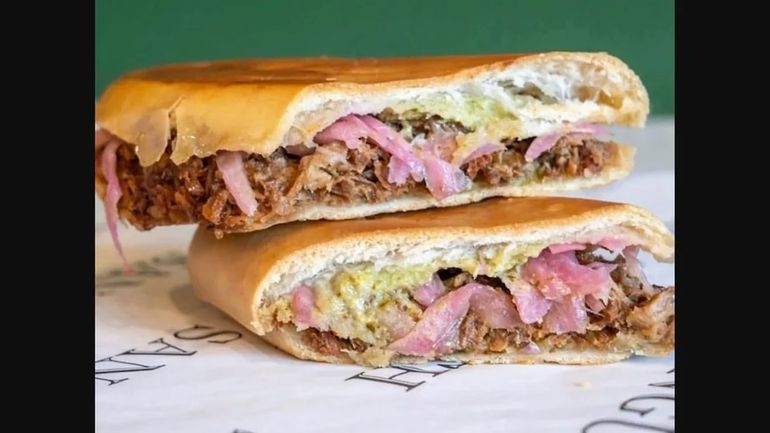 Un sándwich media noche viene bien a cualquier hora. (Sánguich De Miami / Tasty Planet)