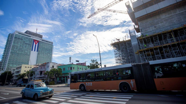 el regimen cubano retira las credenciales de prensa a la agencia espanola efe