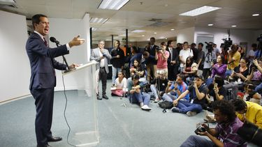 Acuerdo en Venezuela deja sentir sus primeros efectos