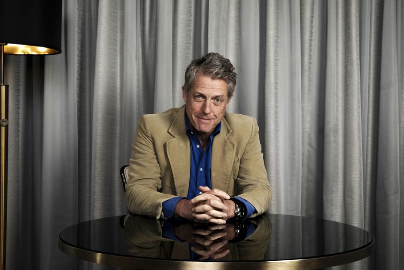 Hugh Grant posa para promocionar la película Heretic el domingo 27 de octubre de 2024 en Los Ángeles. (Foto Rebecca Cabage/Invision/AP)