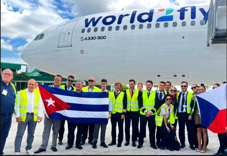 World2Fly  CUBA