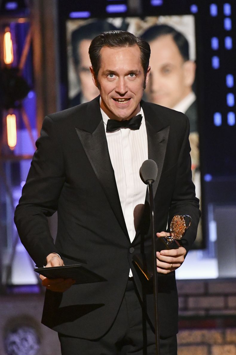 ESP-TEA_PREMIOS_TONY-1.jpg