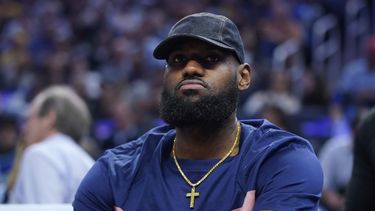 LeBron James se pierde últimos 2 juegos de Lakers por lesión