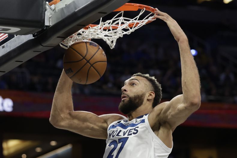 DEP-BAS TIMBERWOLVES-MAGIC