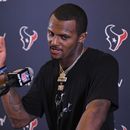 Texans llegan a acuerdo con mujeres que acusaron a Watson