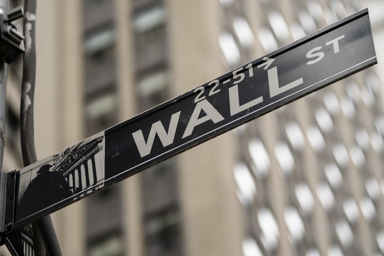Wall Street abre con alza tímida tras otra semana complicada