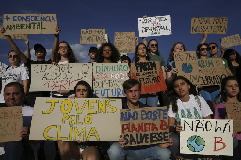 AMS-GEN_BRASIL-CAMBIO_CLIMATICO-PROTESTA-0.jpg