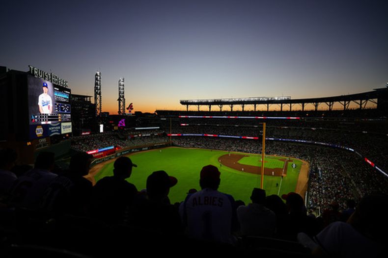 La foto del miércoles 7 de octubre de 2026 muestra el cuarto juego de la serie divisional de la Liga Nacional, entre los Bravos de Atlanta y los Dodgers de Los Ángeles (AP Foto/Colin Hubbard)