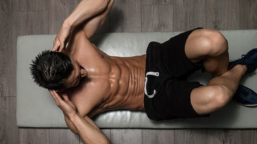 5 de los errores mas comunes que cometemos al hacer abdominales
