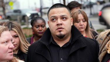 Kilmar Ábrego García llega al tribunal en Nashville, Tennessee, el 26 de febrero del 2026. (AP foto/George Walker IV)