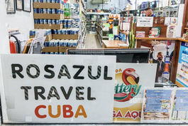 Cuba prohíbe agencias de viajes privadas y guías de turismo independientes