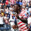 El delantero de Estados Unidos, Folarin Balogun, reacciona durante el partido ante Australia por el Grupo D del Mundial en Seattle, viernes 19 de junio, 2026. (AP Foto/Ted S. Warren)