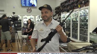 cubano de miami victima de robo en su tienda de armas: 31 rifles de asalto y joyas valorados en 90 mil dolares