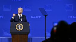 El presidente Joe Biden habla en la 115ª Convención Nacional de la NAACP en Las Vegas, el martes 16 de julio de 2024. (AP Foto/David Becker)