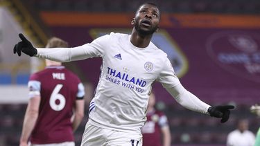 Leicester empata 1-1 contra Burnley en la Premier