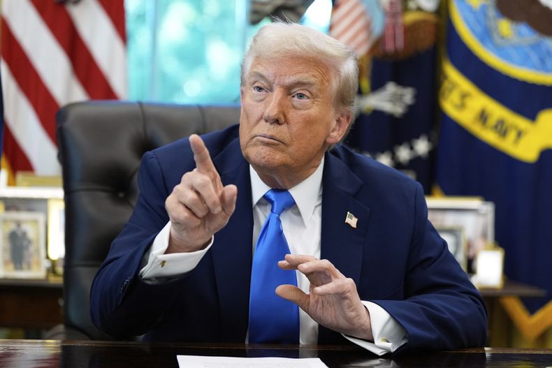 El presidente Donald Trump en la Oficina Oval de la Casa Blanca, el viernes 19 de septiembre de 2025, en Washington. (AP Foto/Alex Brandon)