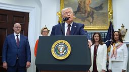 El presidente de EEUU, Donald Trump, habla durante un evento sobre los precios de los medicamentos en la Casa Blanca, en Washington, el viernes 19 de diciembre de 2025. (AP Foto/Evan Vucci)
