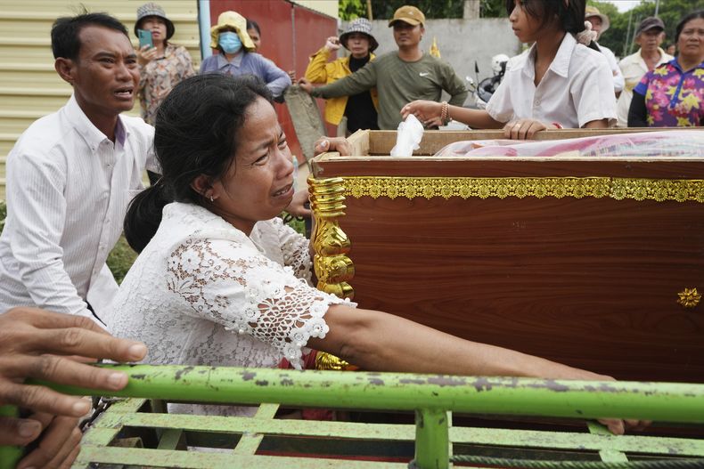 ASI-GEN CAMBOYA-BOTE-ACCIDENTE