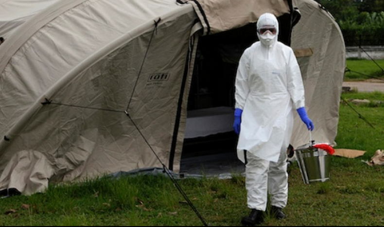 Una nota informativa del Ministerio de Salud Pública de Cuba dio a conocer que el doctor Félix Báez Sarría, especialista en Medicina Interna, miembro de la Brigada del Contingente Internacional "Henry Reeve" que se encuentra en Sierra Leona fue