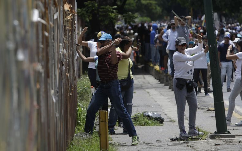 AMS-GEN_VENEZUELA-CRISIS_POLITICA-0.jpg